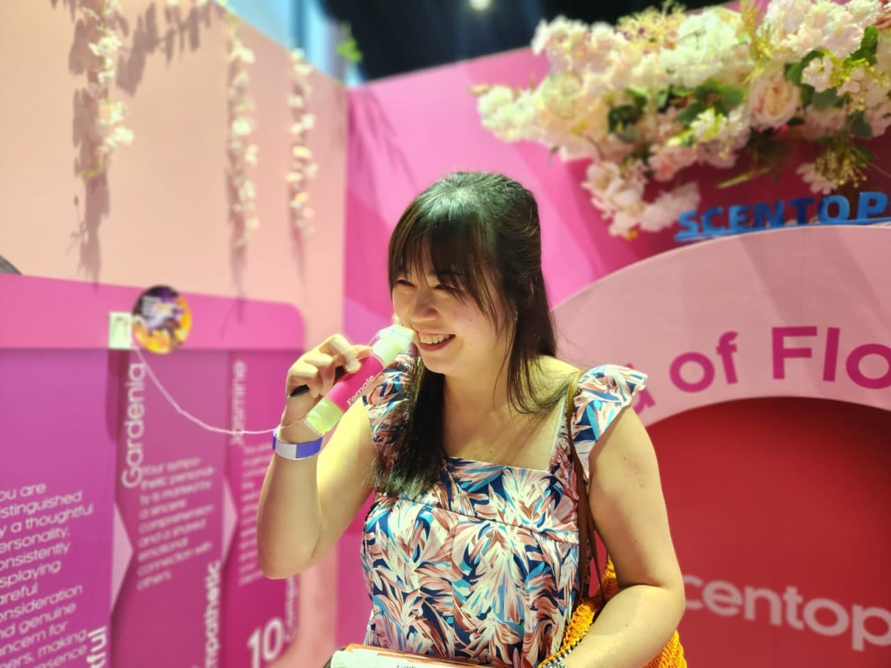 Taller de creación de perfumes en Scentopia Sentosa - imagen 3